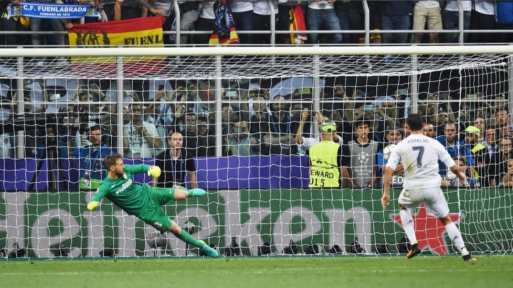 Der entscheidende Moment: Cristiano Ronaldo versenkt den letzten Penalty zum Sieg für Real Madrid