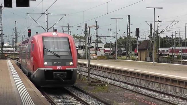Einen IRE-Halt könnte es in Laufenburg wohl nur dann wieder geben, wenn nicht nur die Elektrifizierung der Hochrheinbahn endlich erfolgt, sondern der IRE zusätzlich im Halbstundentakt fährt.