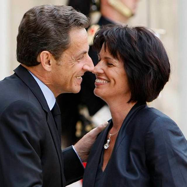 2010: Küsschen für Bundespräsident Doris Leuthard in Paris