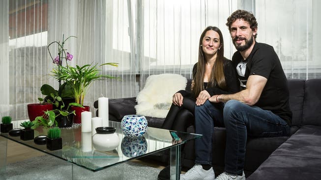 Juan Pablo Garat und seine Frau Maria Belén Flores Mejias, die seine grösste Kritikerin ist. Chris Iseli