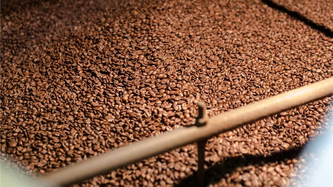 Die Kaffeebohnen werden geröstet – doch was passiert mit dem Rest der Kaffeefrüchte, der sogenannten «Pulpe»? (Archiv)