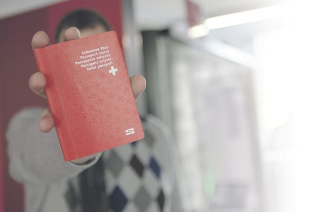 Müssten Sie zum Einbürgerungstest, hätten Sie eine Chance auf den roten Pass? Beweisen Sie es in unserem Quiz.