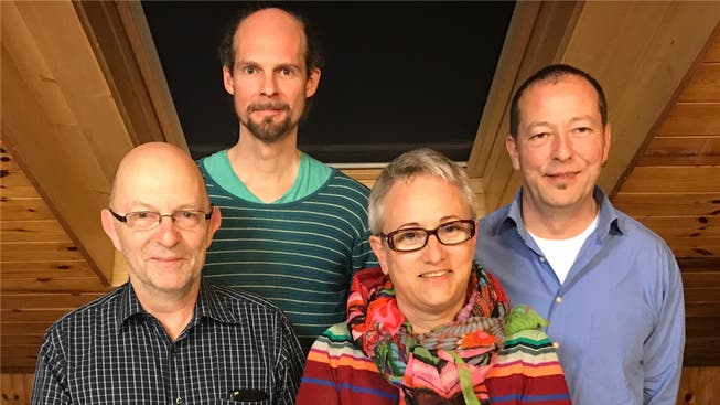 Von links: Peter Christen (bisher), Oleg Kaufmann (neu, unabhängig), Karin Wimberger (neu, SP) undHardy Jäggi (Gemeindepräsident,bisher, SP). zvg