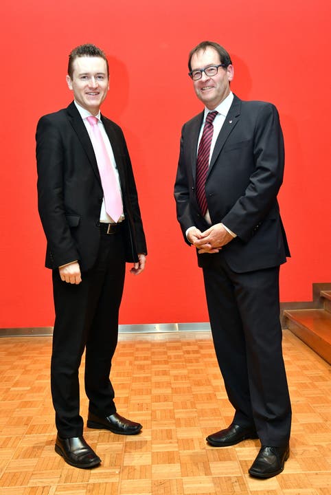 Ständeratspräsident Raphaël Comte (l.) mit Andreas Eng, Staatsschreiber.