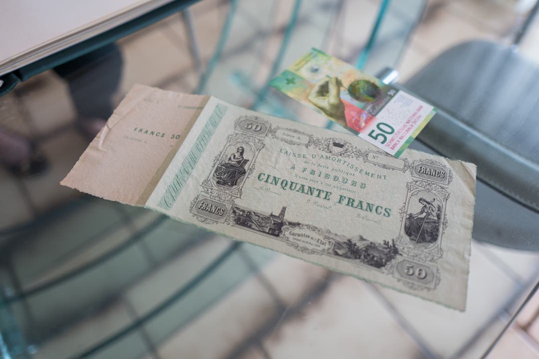 Die älteste und neuste 50-Franken-Note: 216 Jahre liegen zwischen ihnen.