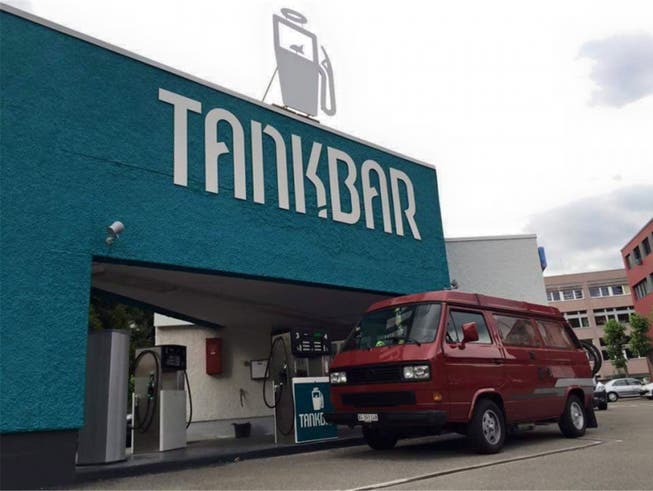 Seit Sommer 2015 ist sie geöffnet: die Tankstelle Tankbar der Fislisbacher Brüder Haslimeier.