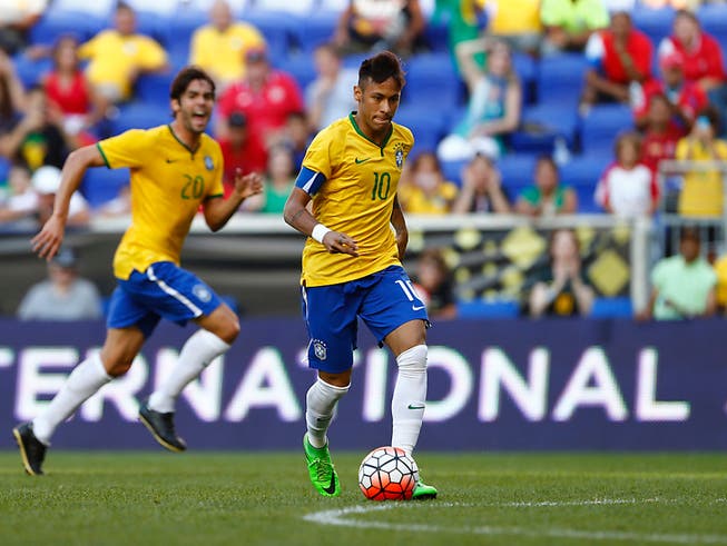 Ob die Spieler des FC Duliken nach dem Trainingslager wohl auch spielen werden wie Neymar?