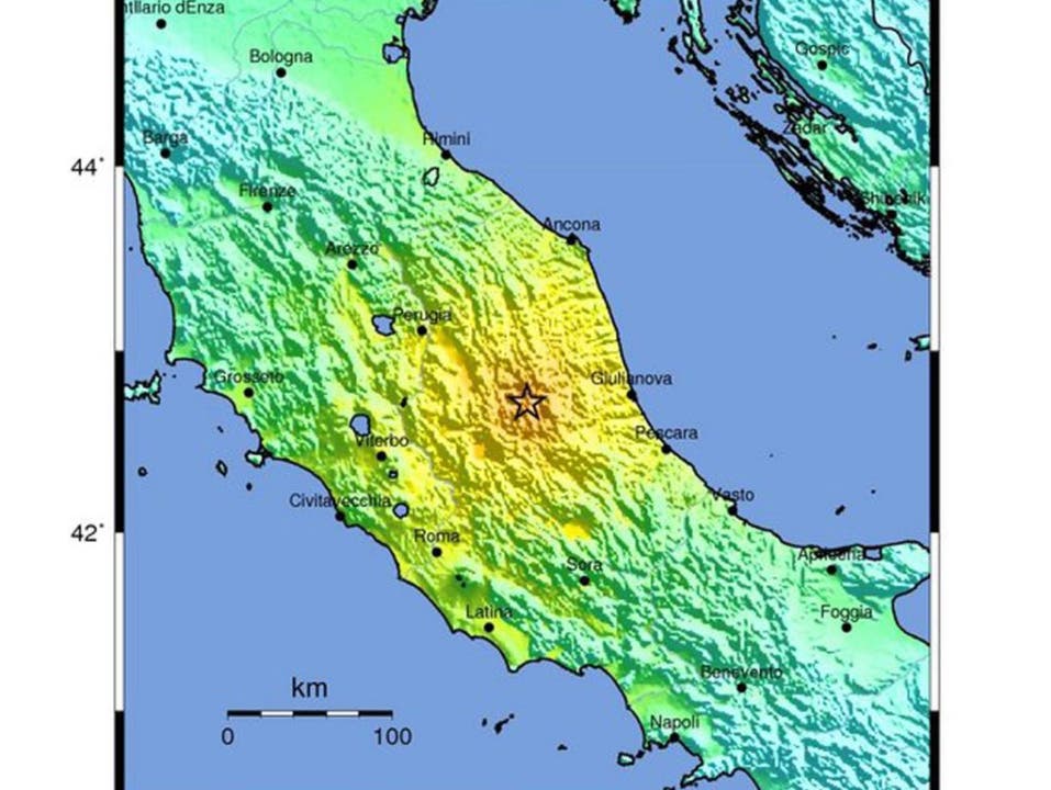 Eine Karte des US-Erdbebendienstes zeigt an, wo die Erde in Italien bebte.