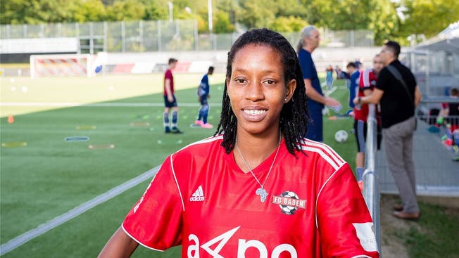 Sonja aus dem afrikanischen Inselstaat Kap Verde trainiert mit dem FC Baden.