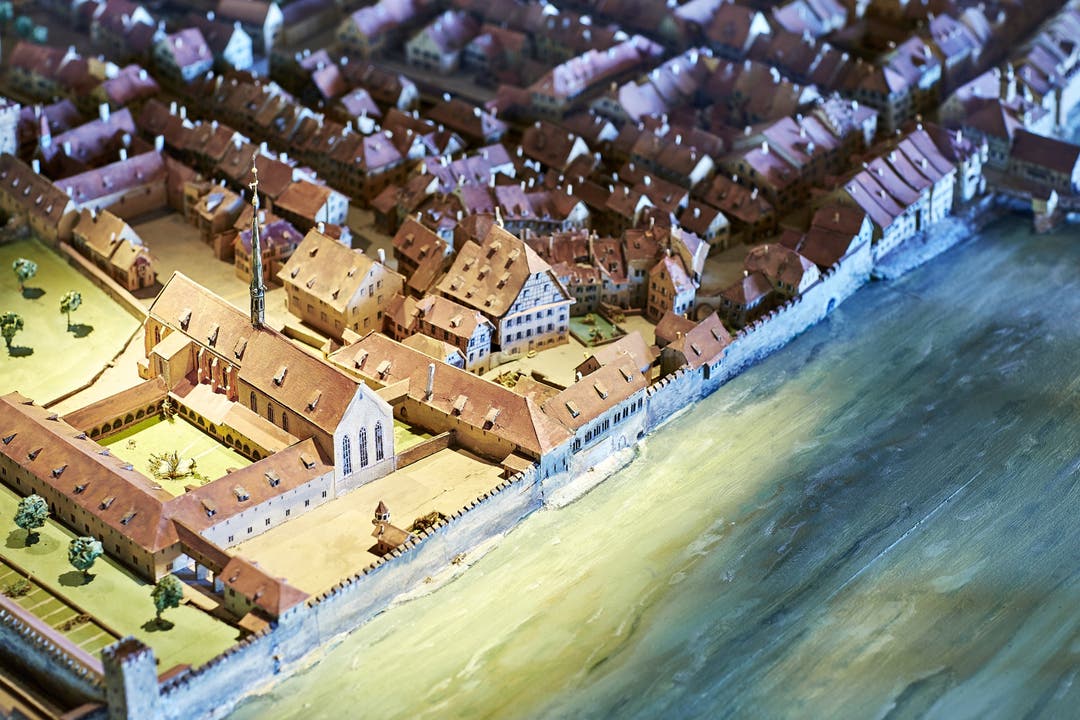 Als der Rhein noch bis zur Klostermauer ging: Das ehemalige Dominikanerinnenkloster Klingental im Modell der Stadt Basel im 17. Jahrundert.