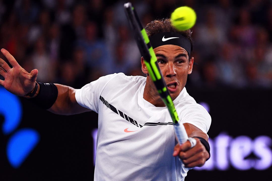 Rafael Nadal gewannt den zweiten Satz im Tiebreak (9:7).