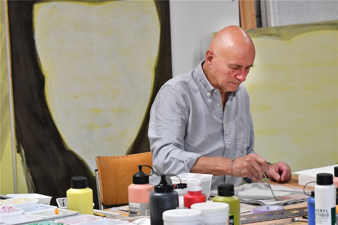 Marcel Peltier arbeitet in seinem Atelier in der Ateliergemeinschaft in Olten