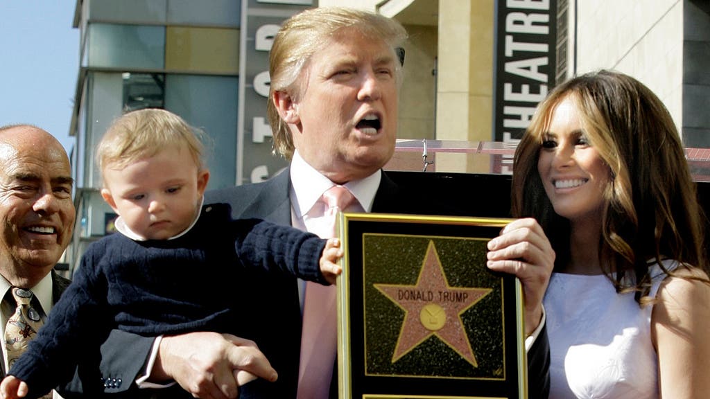Auch ein Stern auf dem bekannten Walk of Fame in Los Angeles wurde ihm verliehen. Der Stern wurde während des Wahlkampfs 2016 zerstört und wieder hergestellt. In mehreren Kinderfilmen hatte Trump einen Auftritt: So etwa in «Kevin – allein in New York», dem zweiten Teil des beliebten Kinderfilms «Kevin – allein zu Haus».