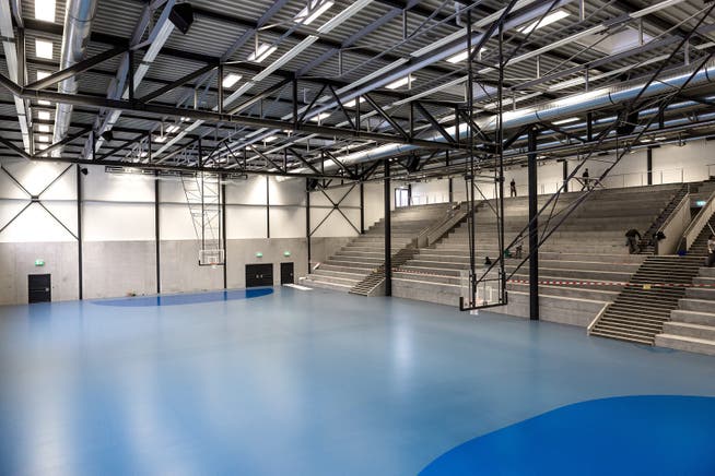 Eine der beiden neuen Sporthallen im GoEasy, die am Wochenende mit einem Handballspiel eröffnet wird.