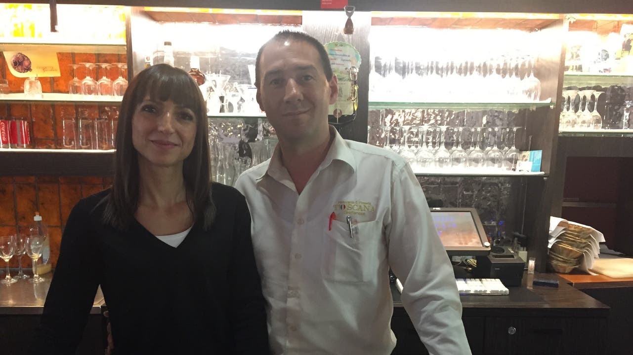Elvira und Gino Ramadani in ihrem Restaurant Toscana.