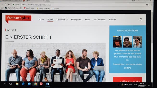 Die Internet-Plattform «freiamtplus.ch» ist jetzt online; rechts oben das Redaktionsteam mit Richard Wurz, Bettina Lehmann und Susanne King (von links nach rechts). Es
