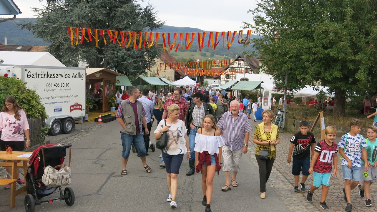 Das Neuenhofer Dorffest lockte viele Besucher an