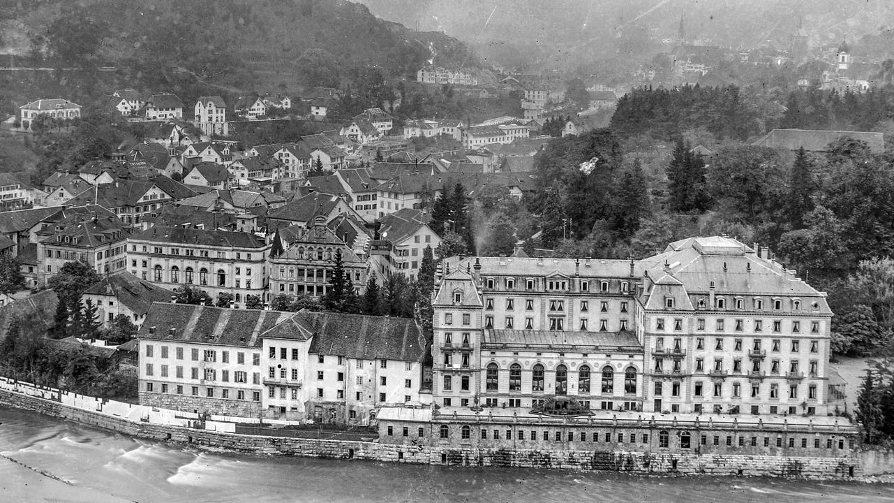 Das Grand Hotel in seiner Gesamtansicht im Jahre 1944, kurz vor dem Abbruch.