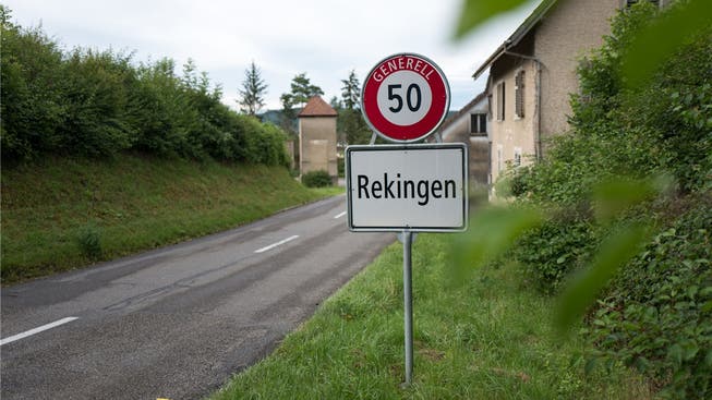 In Rekingen soll ein Mann sich vor seinem Nachbarn entblösst haben.