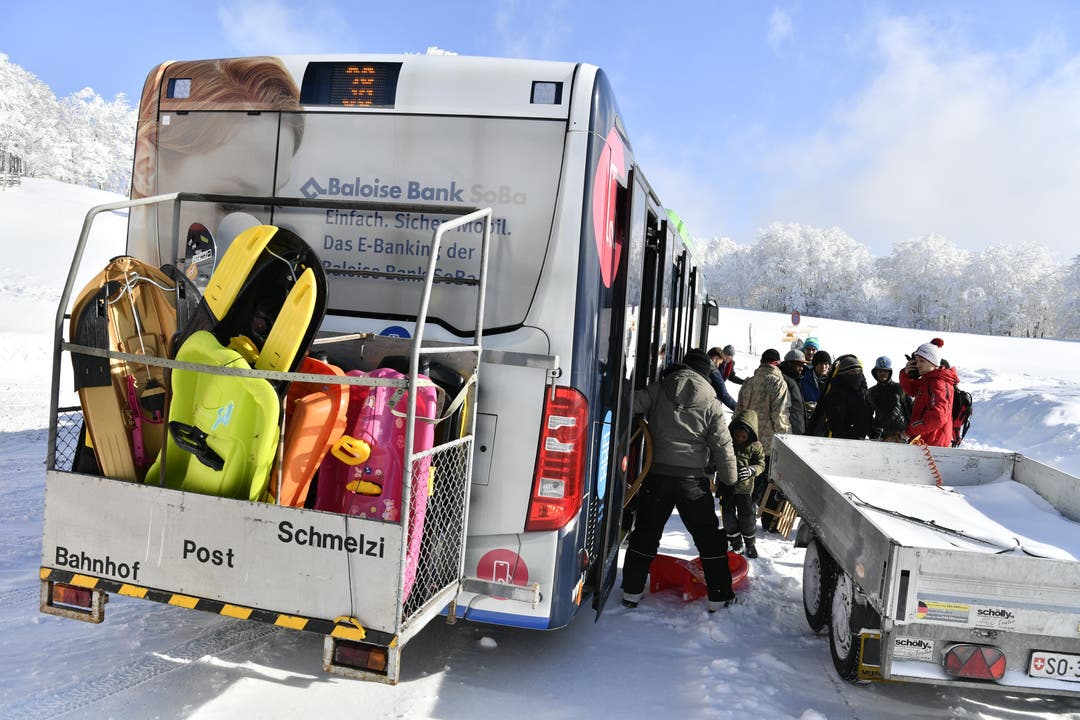 Rund 80 Personen kamen mit 2 Bussen auf den Berg