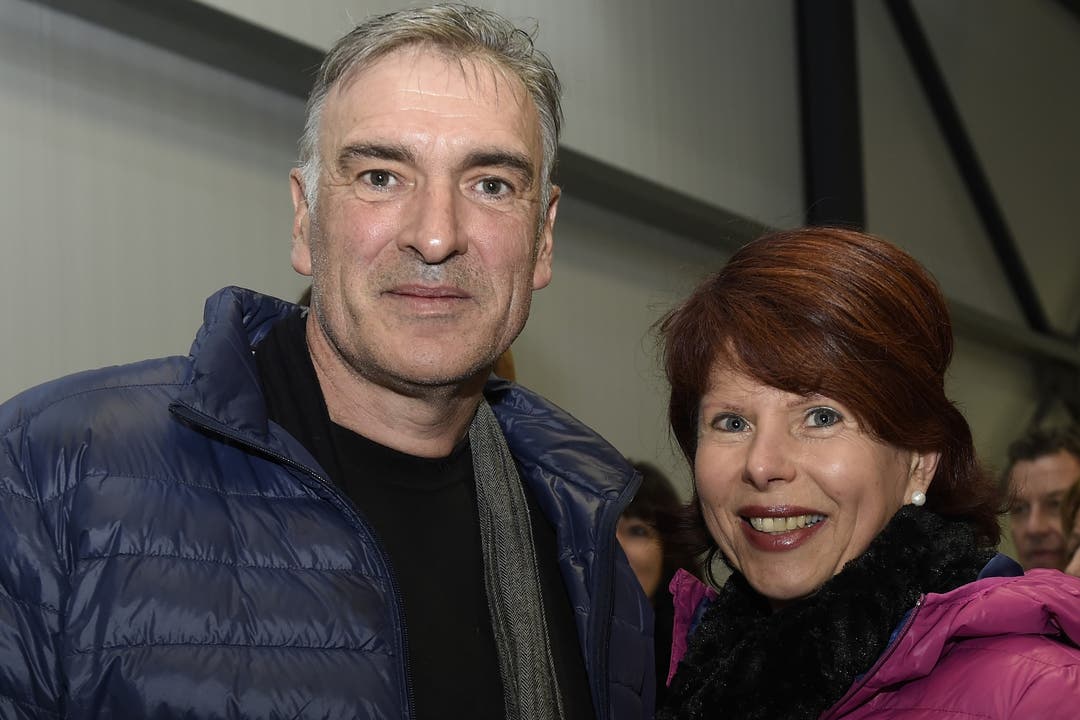Uwe Mall, der 100 Länderspiele für die Schweizer Nationalmannschaft bestritt mit seiner Frau Ariane besuchte seit langem wieder mal ein Spiel.