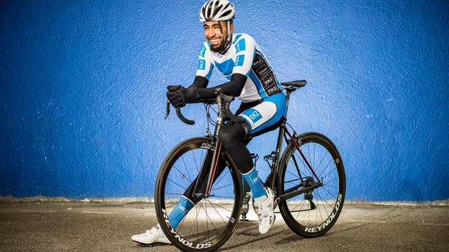 Natnael Mesmer hat seinen Traum Radprofi zu werden noch nicht aufgegeben, obwohl er 27-jährig ist.