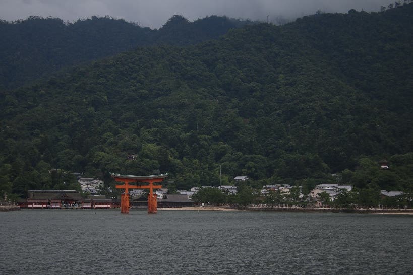 Bekannt ist Hiroshima aber auch für den Itsukushima-Schrein auf der Insel Miyajima