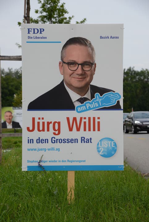 Jürg Willi, FDP – «Nicht-Botschaft» Baumanns Kommentar: «Am Puls? Hey, super! Eine Nicht-Botschaft. Wie wenn ein Restaurant schreiben würde: ‹Hier isst man gut.›»