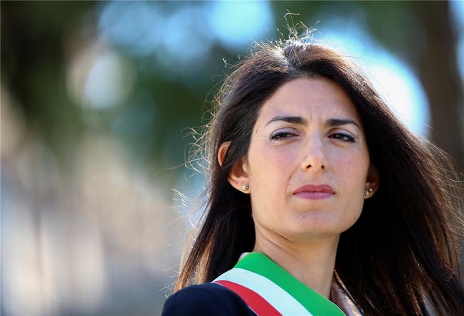 Roms Bürgermeisterin Virginia Raggi hat ein Strafverfahren am Hals.reuters