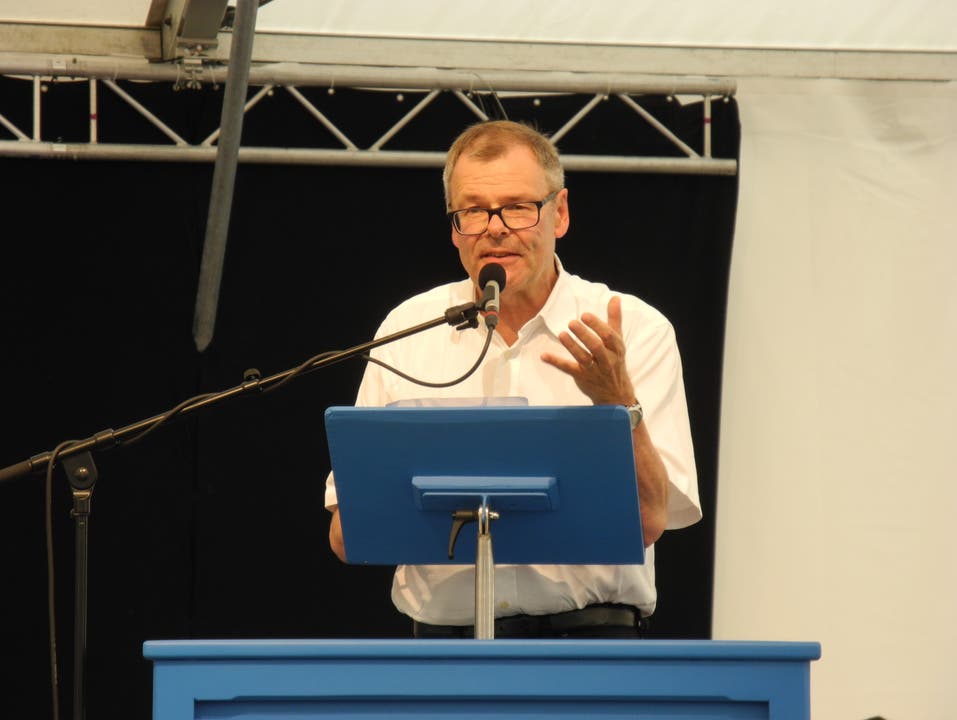 Stadtpräsident Otto Müller bei seiner Rede.