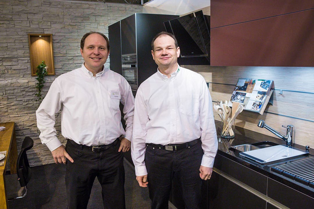 Von Anfang an dabei: Vertor Küchenbau AG aus Aefligen, mit Joachim Schott (Verkauf) und Geschäftsführer Markus Jost.