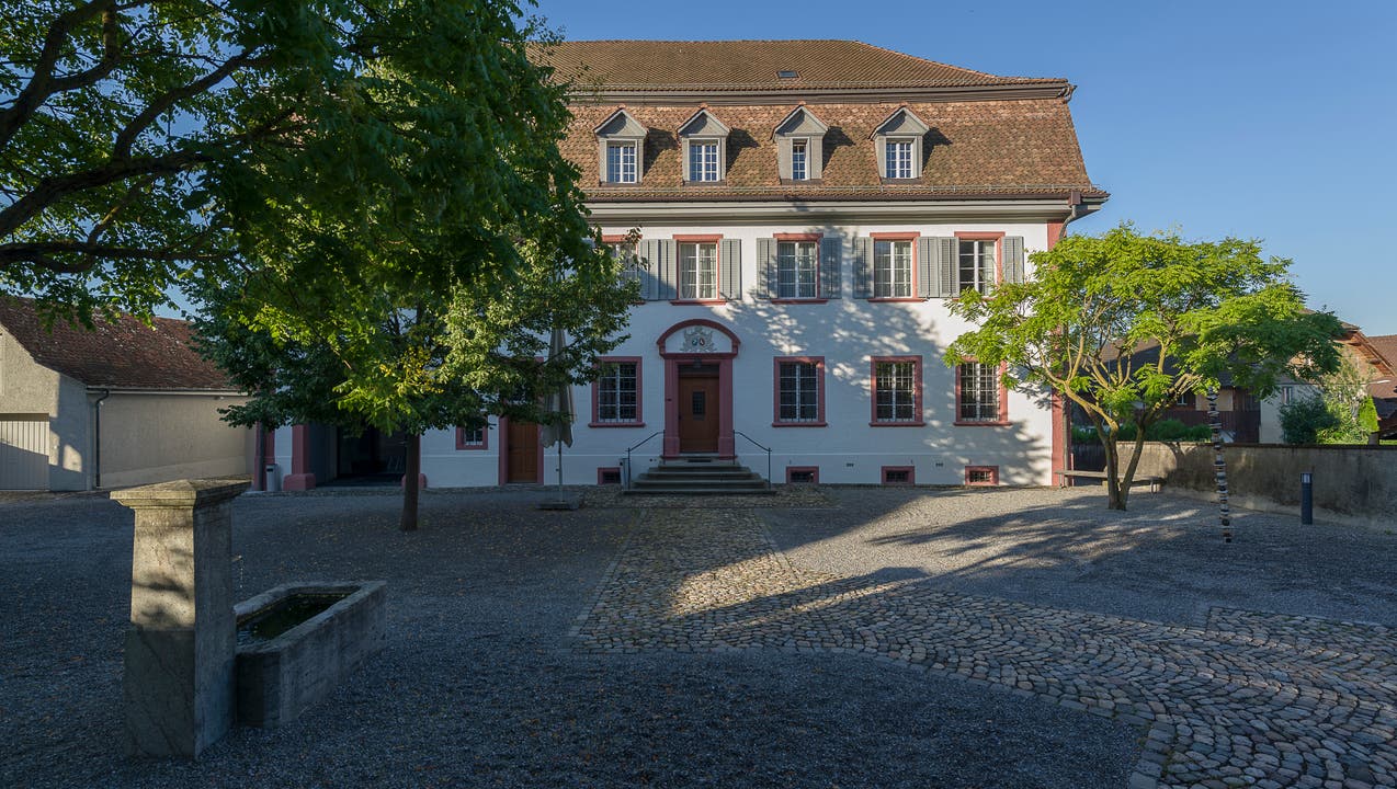 Das katholische Pfarrhaus in Kirchdorf.
