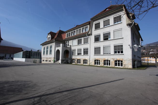 Das Oberstufenschulhaus Rainfeld in Balsthal (Archiv)