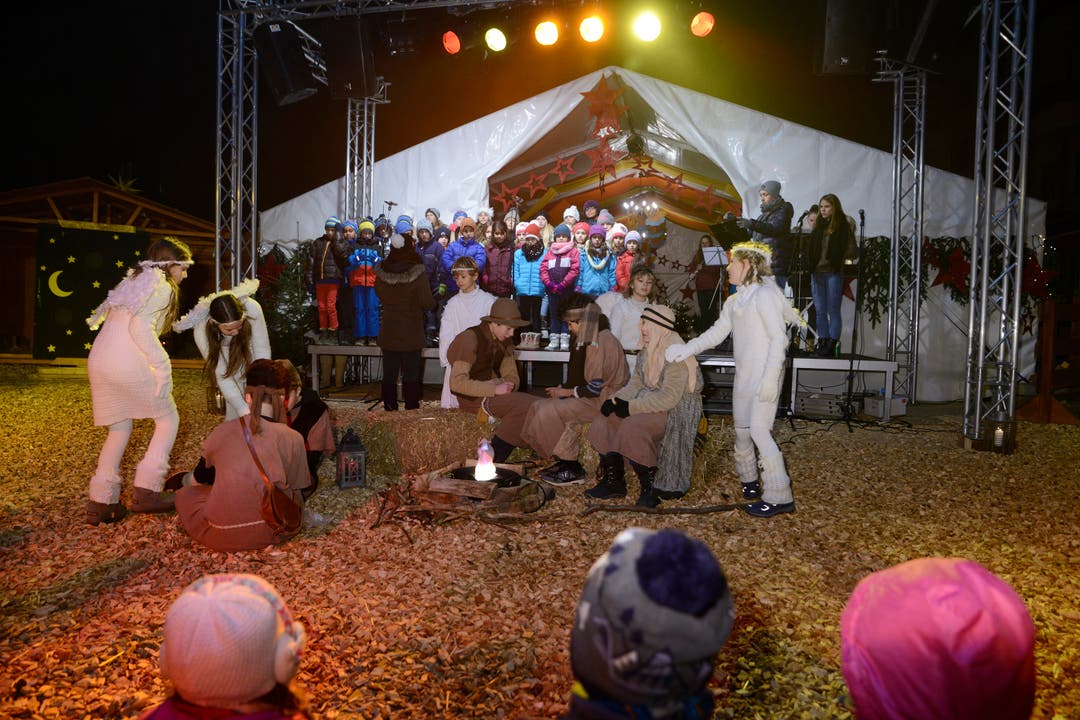 Das Weihnachtsspiel der Kinder «D’Ängel wei no bliibä» wurde insgesamt dreimal aufgeführt.