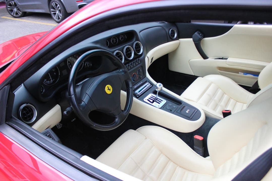 Ferrari Innenraum