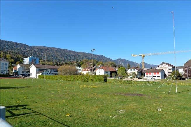 Areal im Zentrum von Lengnau, wo die Mehrzweckhalle seit Jahren geplant ist.