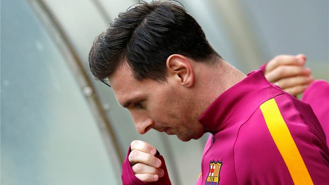 Lionel Messi: «Wenn mein Papa sagt, dass ich irgendwo unterschreiben soll, mache ich das mit geschlossenen Augen.»
