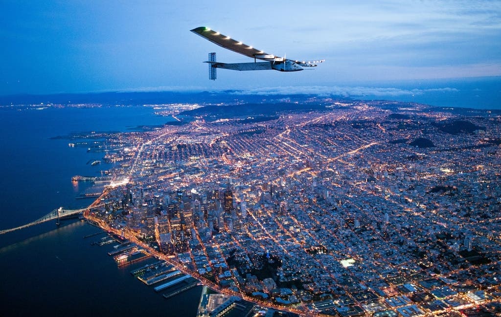 8. Stopp: Im April 2016 - neun Monate nach der Landung auf Hawaii - erreichte das Solarflugzeug die amerikanische Metropole San Francisco.