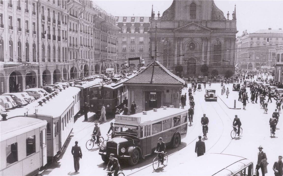 Bis 1965 fuhr die Bahn direkt auf den Bahnhofplatz in Bern.
