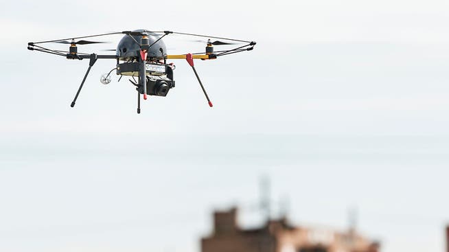 Drohnen dürfen einem Flughafen oder Flugplatz nicht näher als fünf Kilometer kommen.
