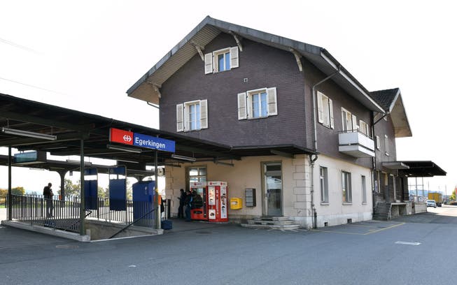 Soll bald in neuem Glanz erstrahlen und eine Verkaufsfläche beherbergen: der Bahnhof Egerkingen.