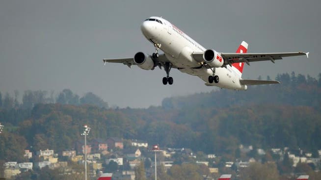 Neben der Swiss hatte auch die Lufhansa, Edelweiss Air, Austrian Airlines und Germanwings die heutige Gebühr als viel zu hoch taxiert. (Archiv)