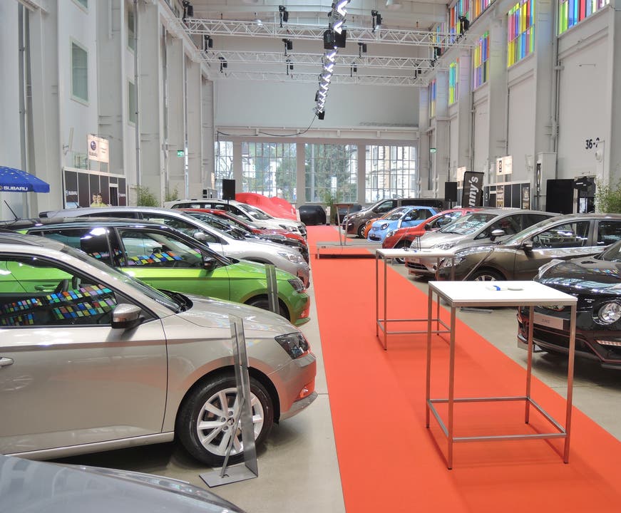 Die Auto-Ausstellung des AGVS Aargau im Trafo in Baden ist eröffnet. Sie dauert noch bis 16. Oktober. (2)