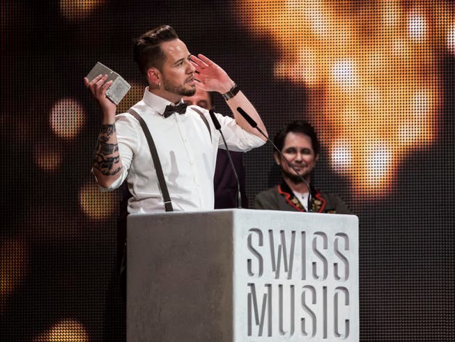 Der Brienzer Musiker Trauffer ist nach seinem Doppelsieg an den Swiss Music Awards mit viel Kritik konfrontiert - zum Glück nimmt er die Nörgeleien gelassen. (Archivbild)