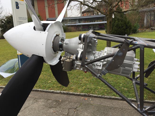 Da ist viel weniger dran: Elektroflugzeuge sind im Kommen. Hier der Motor des Hochleistungs-Kunstflugzeugs MSW Aviation E-Votec 221 von Evolaris und Berner Fachhochschule.