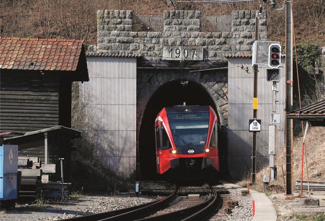 Der Weissenstein-Tunnel wird saniert. Dies teilt das Bundesamt für Verkehr am Dienstagmorgen mit.