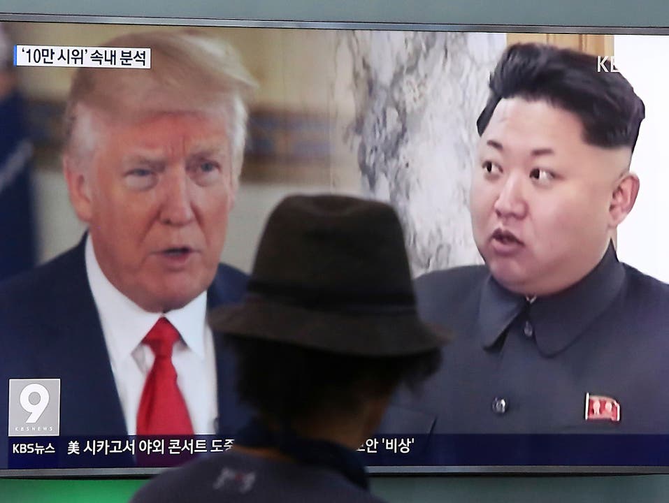 12. November: "Ich würde ihn nie als 'klein und fett' bezeichnen." (auf Twitter über Nordkoreas Führer Kim Jong Un, der ihn zuvor als senilen Greis bezeichnet hatte)