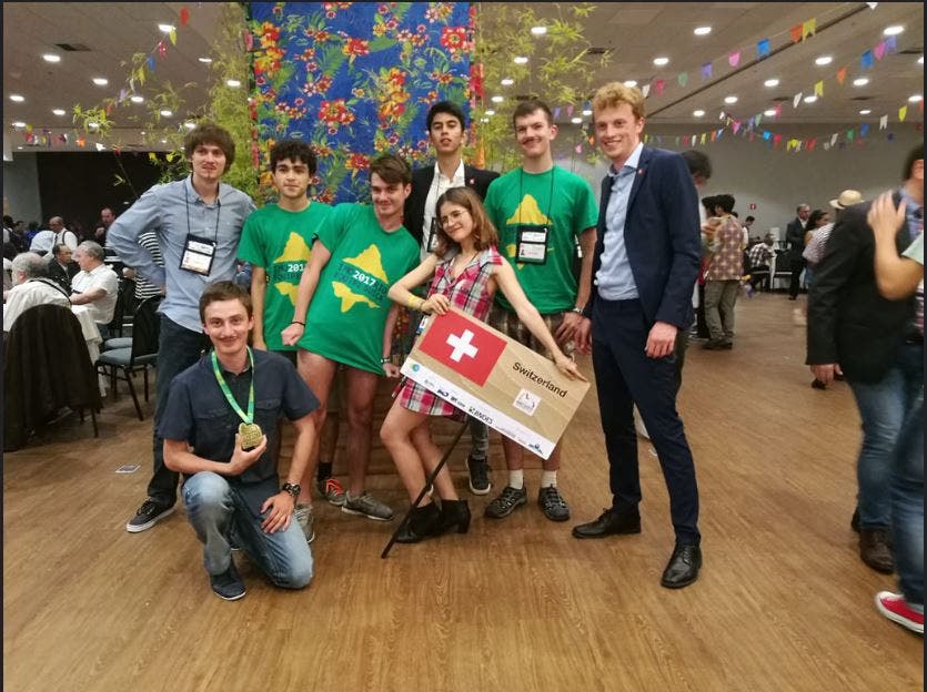 Das Schweizer Team der Internationalen Mathematikolympiade.