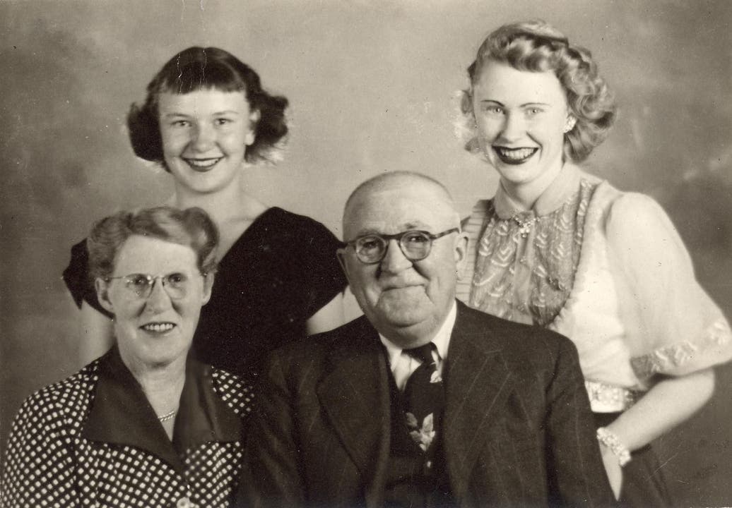 Amida Direktor Joseph Zwahlen mit Familie (Josy hinten rechts).
