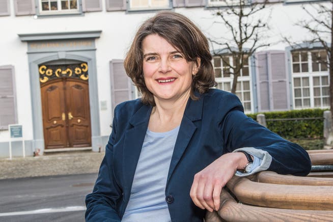 Könnte erste linke Frau in der Baselbieter Regierung werden: Kathrin Schweizer vor dem Regierungsgebäude in Liestal.